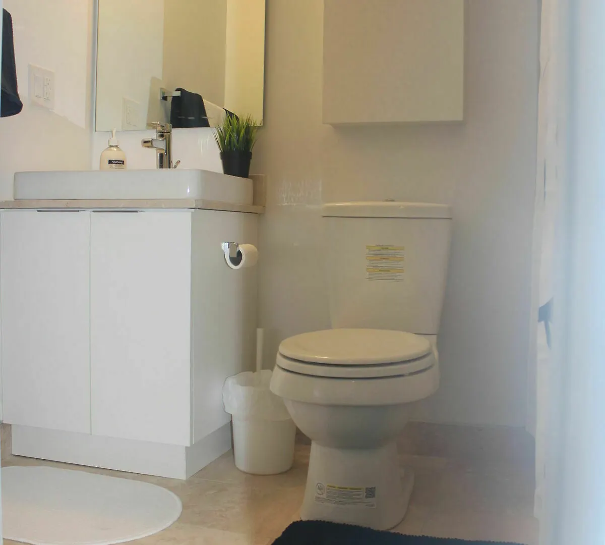 Eg Suites - Stunning Condo Toronto 4*,  Canada