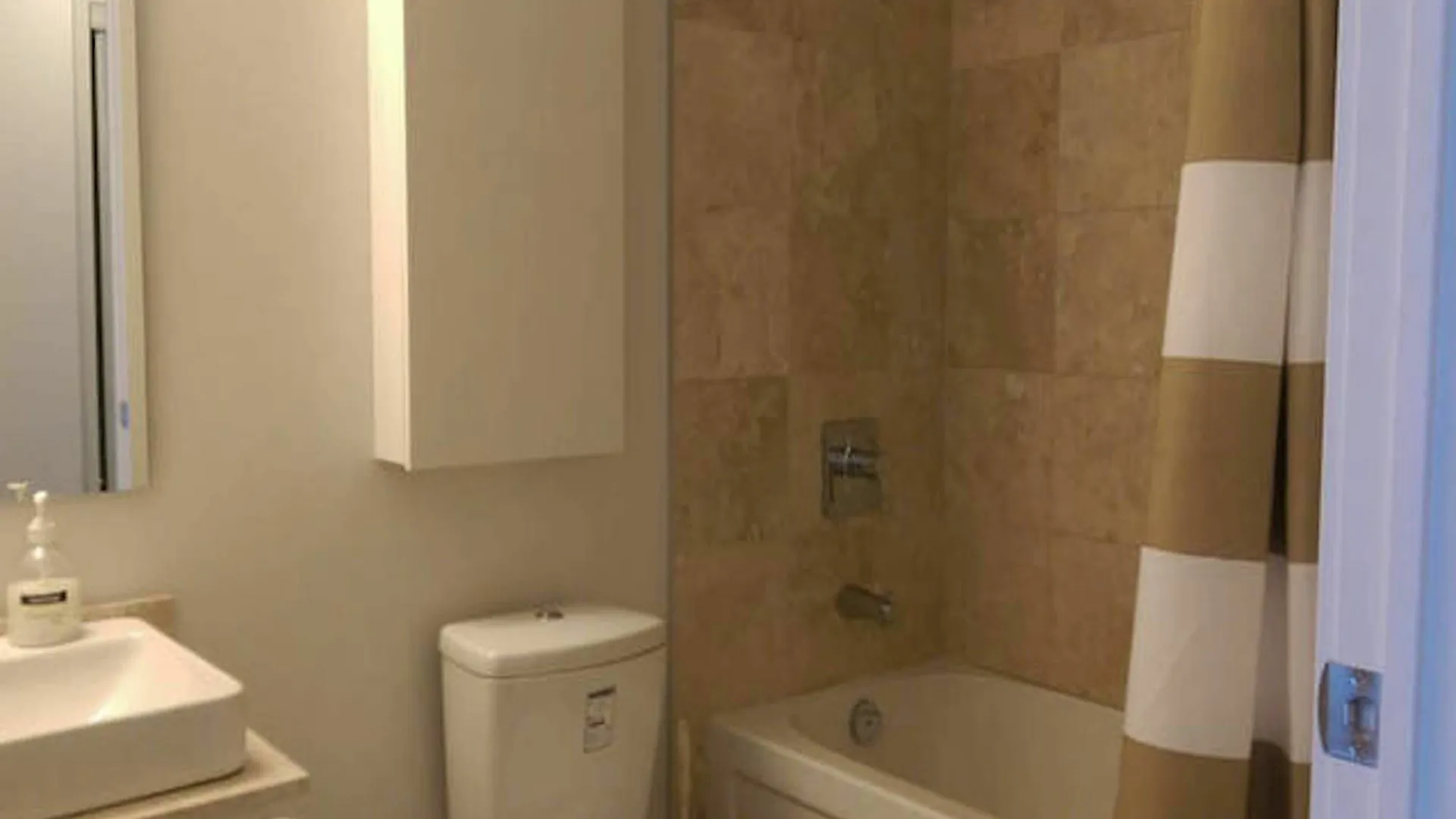 Eg Suites - Stunning Condo Toronto